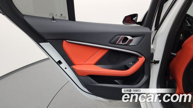 BMW 1 Series (F40) 120i M Sports 2021 — фото 31