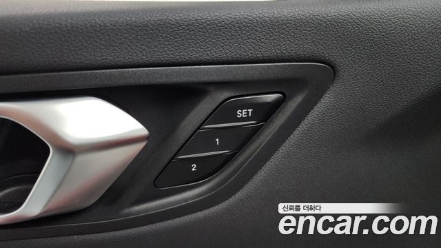 BMW 1 Series (F40) 120i M Sports 2021 — фото 35