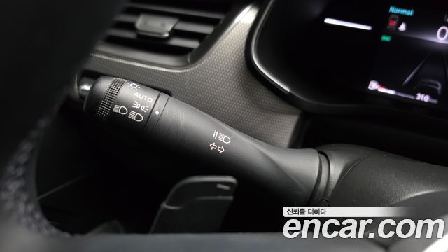 Renault Korea Arkana 1.6 GTe Techno 2025 — фото 27