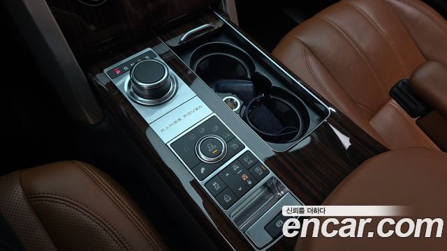 Land Rover Range Rover (IV) 5.0 SC AB LWB 2016 — фото 9