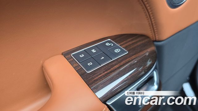 Land Rover Range Rover (IV) 5.0 SC AB LWB 2016 — фото 14