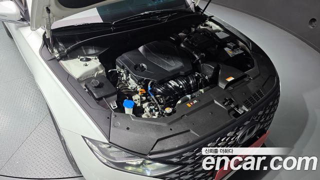 Hyundai Grandeur (IG) 2.5 Le Blanc 2023 — фото 6