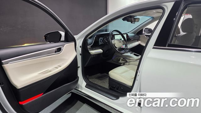 Hyundai Grandeur (IG) 2.5 Le Blanc 2023 — фото 10