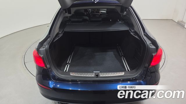 BMW 3 Series GT (F34) GT 320d xDrive 2018 — фото 31