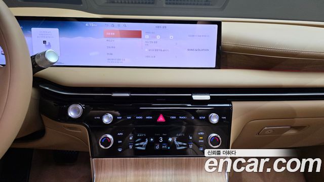 Genesis G80 (RG3) Gasoline 2.5 Turbo AWD 2025 — фото 15