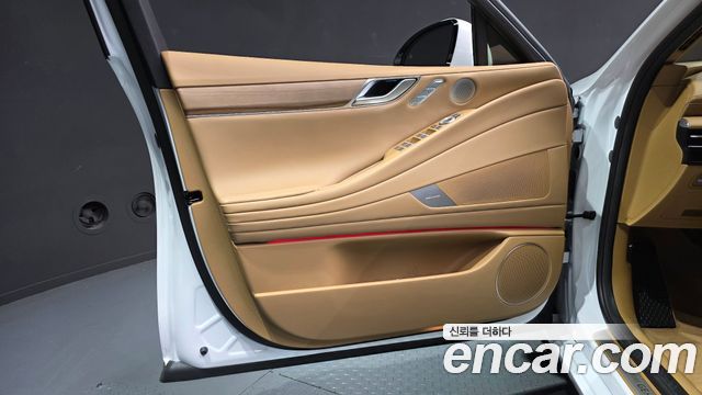 Genesis G80 (RG3) Gasoline 2.5 Turbo AWD 2025 — фото 24