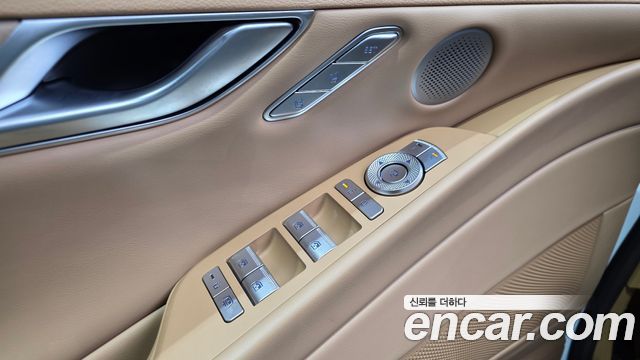 Genesis G80 (RG3) Gasoline 2.5 Turbo AWD 2025 — фото 31