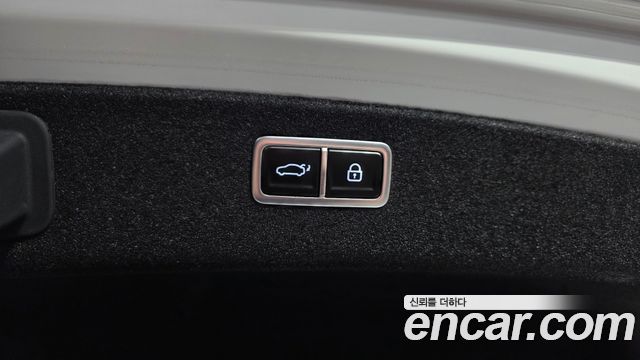 Genesis G80 (RG3) Gasoline 2.5 Turbo AWD 2025 — фото 33