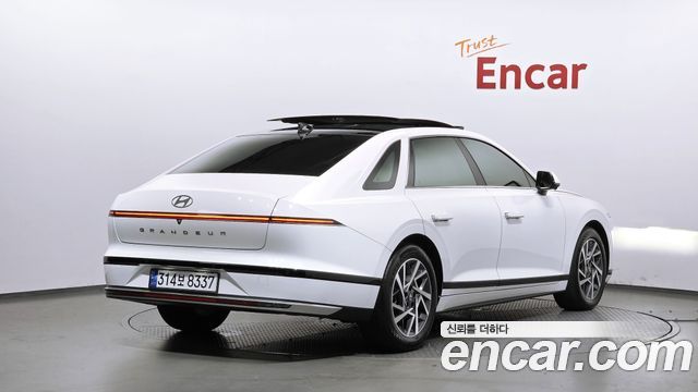 Hyundai Grandeur (GN7) 3.5 LPG 2WD Exclusive 2023 — фото 2