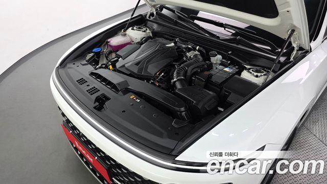 Hyundai Grandeur (GN7) 3.5 LPG 2WD Exclusive 2023 — фото 6