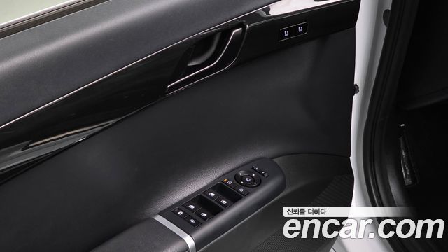 Hyundai Grandeur (GN7) 3.5 LPG 2WD Exclusive 2023 — фото 20