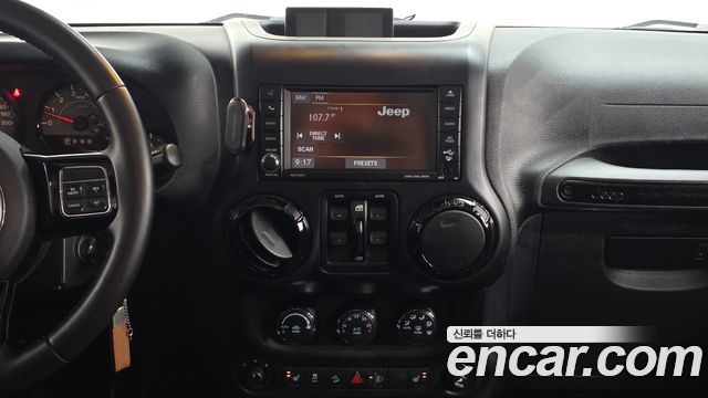 Jeep Wrangler (JK) 3.6 Winter Edition 2017 — фото 18