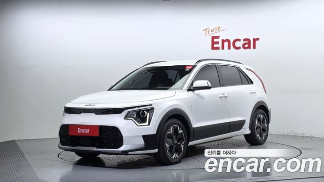 Kia Niro EV Air 2023 — фото 1