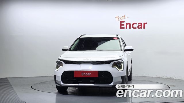 Kia Niro EV Air 2023 — фото 3