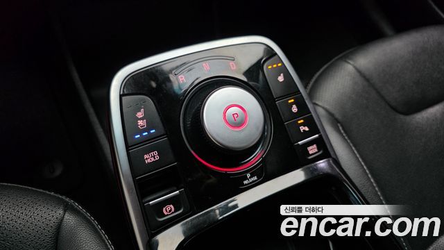 Kia Niro Plus Air 2023 — фото 9