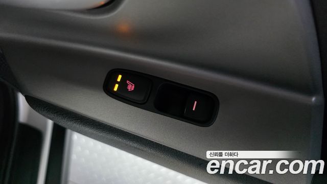 Kia Niro Plus Air 2023 — фото 18