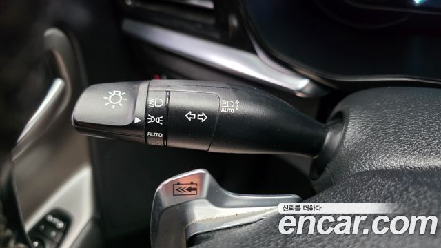 Kia Niro Plus Air 2023 — фото 30