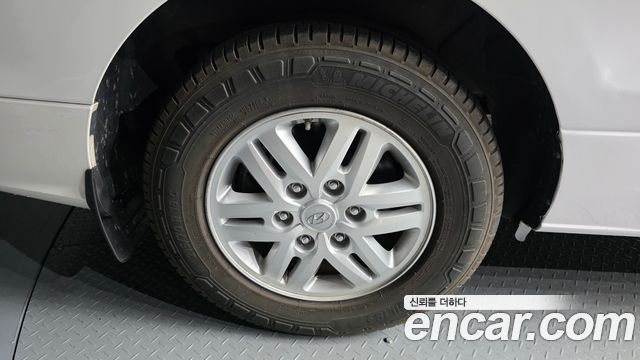 Hyundai Grand Starex Van 3-Seater Smart 2021 — фото 5