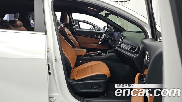 Kia Sportage (V) Diesel 2.0 2WD Nobleless 2023 — фото 11