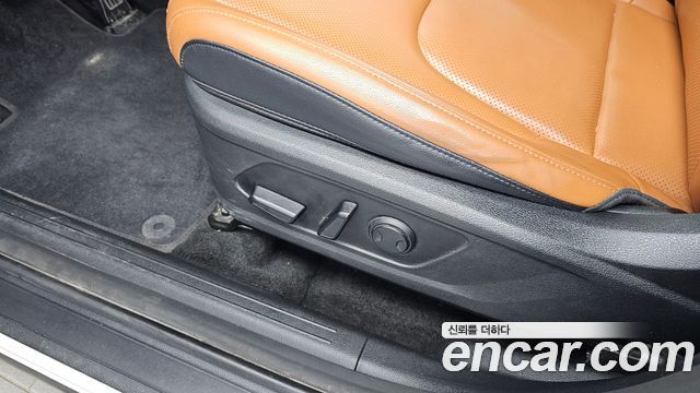 Kia Sportage (V) Diesel 2.0 2WD Nobleless 2023 — фото 32