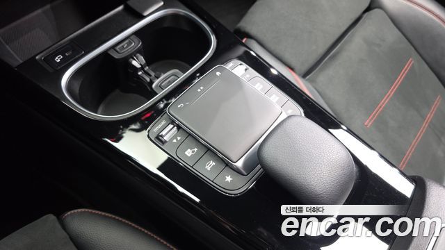 Mercedes-Benz CLA-Class (C118) CLA250 4MATIC 2023 — фото 31