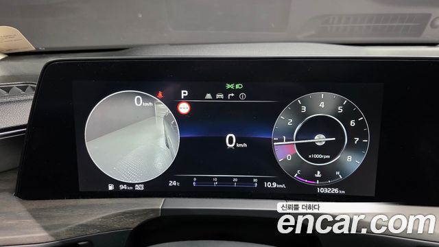 Kia K8 2.5 Gasoline 2WD Noblesse 2022 — фото 8