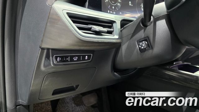 Kia K8 2.5 Gasoline 2WD Noblesse 2022 — фото 12