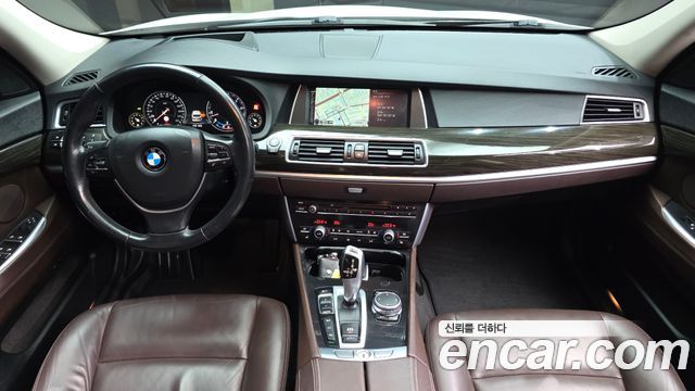 BMW 5 Series GT (F07) GT xDrive 2015 — фото 7