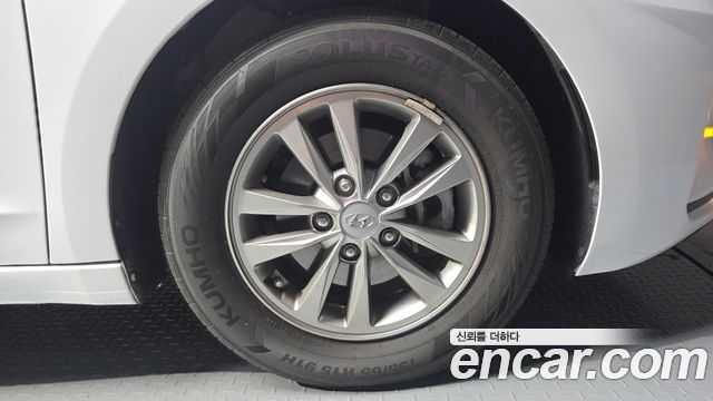 Hyundai Avante (AD) 1.6 Style 2019 — фото 21