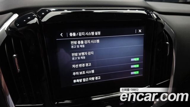 Chevrolet Traverse 3.6 AWD LT Leather Premium 2020 — фото 18