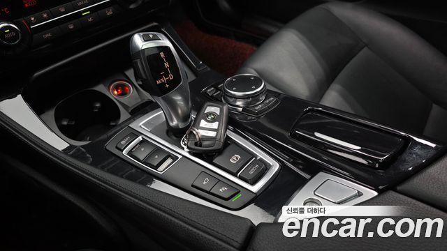 BMW 5 Series (F10) 520d M Aero Dynamic 2016 — фото 9