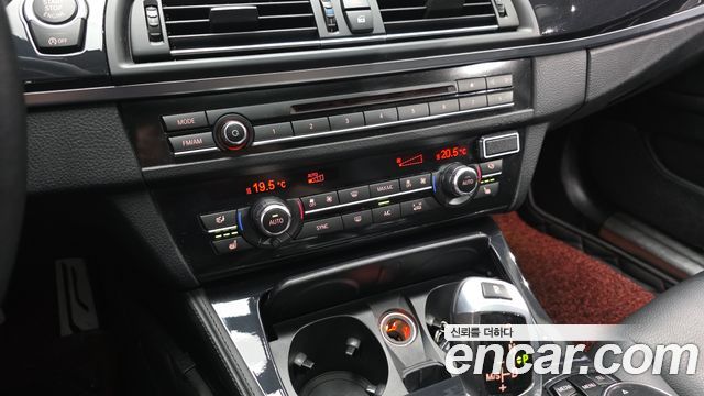 BMW 5 Series (F10) 520d M Aero Dynamic 2016 — фото 17