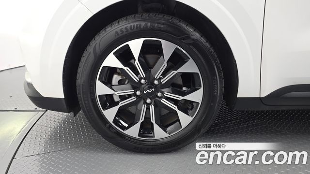Kia Carnival (IV) Gasoline 9-Seater Prestige 2023 — фото 5