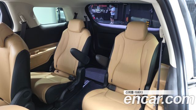 Kia Carnival (IV) Gasoline 9-Seater Prestige 2023 — фото 13