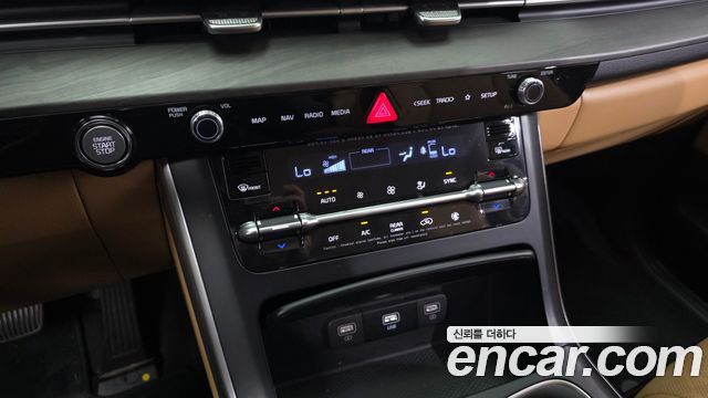Kia Carnival (IV) Gasoline 9-Seater Prestige 2023 — фото 19