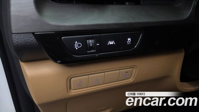 Kia Carnival (IV) Gasoline 9-Seater Prestige 2023 — фото 28