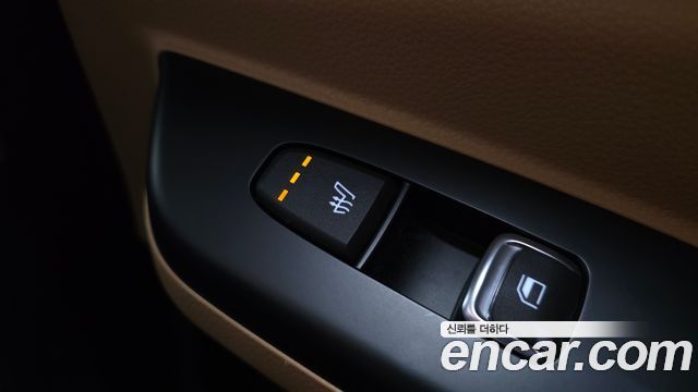 Kia Carnival (IV) Gasoline 9-Seater Prestige 2023 — фото 32
