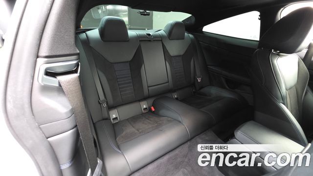 BMW 4 Series (G22) 420i M Sport Coupe 2021 — фото 12