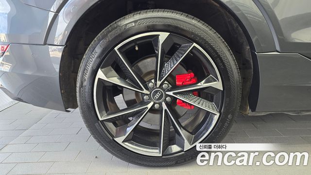 Audi e-tron 55 Quattro Sportback 2022 — фото 5