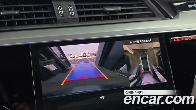 Audi e-tron 55 Quattro Sportback 2022 — фото 15