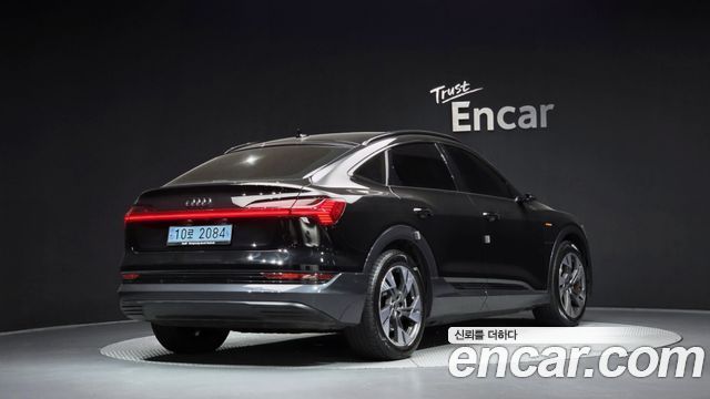 Audi e-tron 50 Quattro Sportback 2021 — фото 2