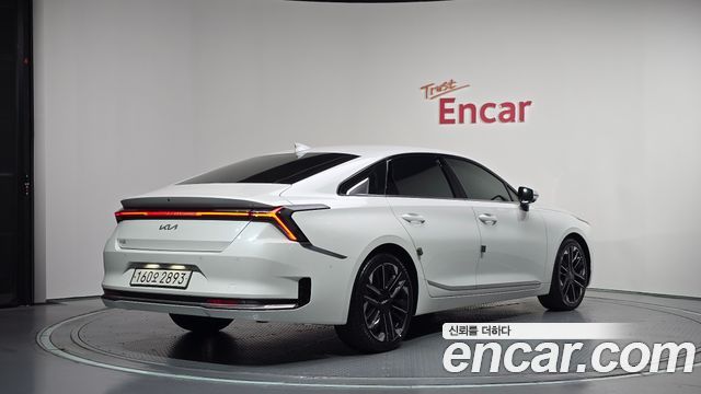 Kia K8 2.5 Gasoline 2WD Noblesse 2025 — фото 2