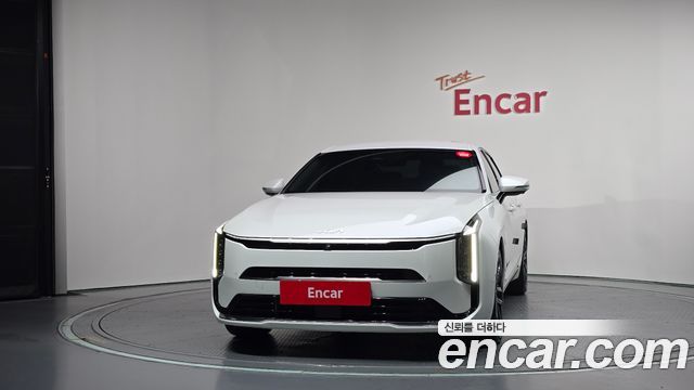 Kia K8 2.5 Gasoline 2WD Noblesse 2025 — фото 3
