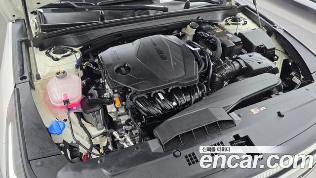 Kia K8 2.5 Gasoline 2WD Noblesse 2025 — фото 6