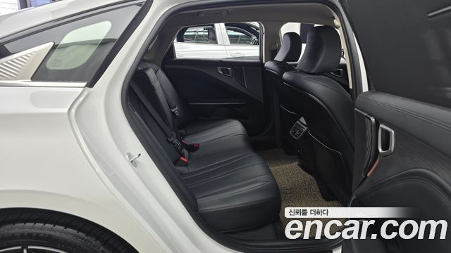 Kia K8 2.5 Gasoline 2WD Noblesse 2025 — фото 11