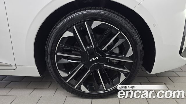 Kia K8 2.5 Gasoline 2WD Noblesse 2025 — фото 21