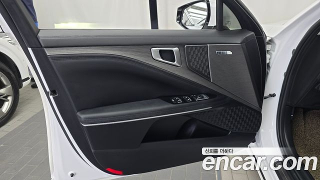 Kia K8 2.5 Gasoline 2WD Noblesse 2025 — фото 24