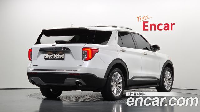 Ford Explorer (VI) 2.3 LimIted 4WD 2020 — фото 2