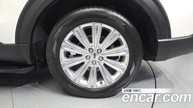 Ford Explorer (VI) 2.3 LimIted 4WD 2020 — фото 5