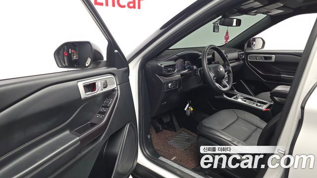 Ford Explorer (VI) 2.3 LimIted 4WD 2020 — фото 10